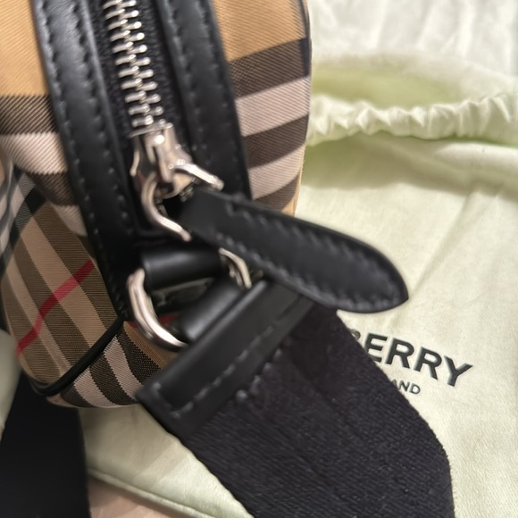 Burberry Crossbody bag - Picture 9 of 12